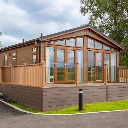 Great Harlow Views Newby  Exterior photo