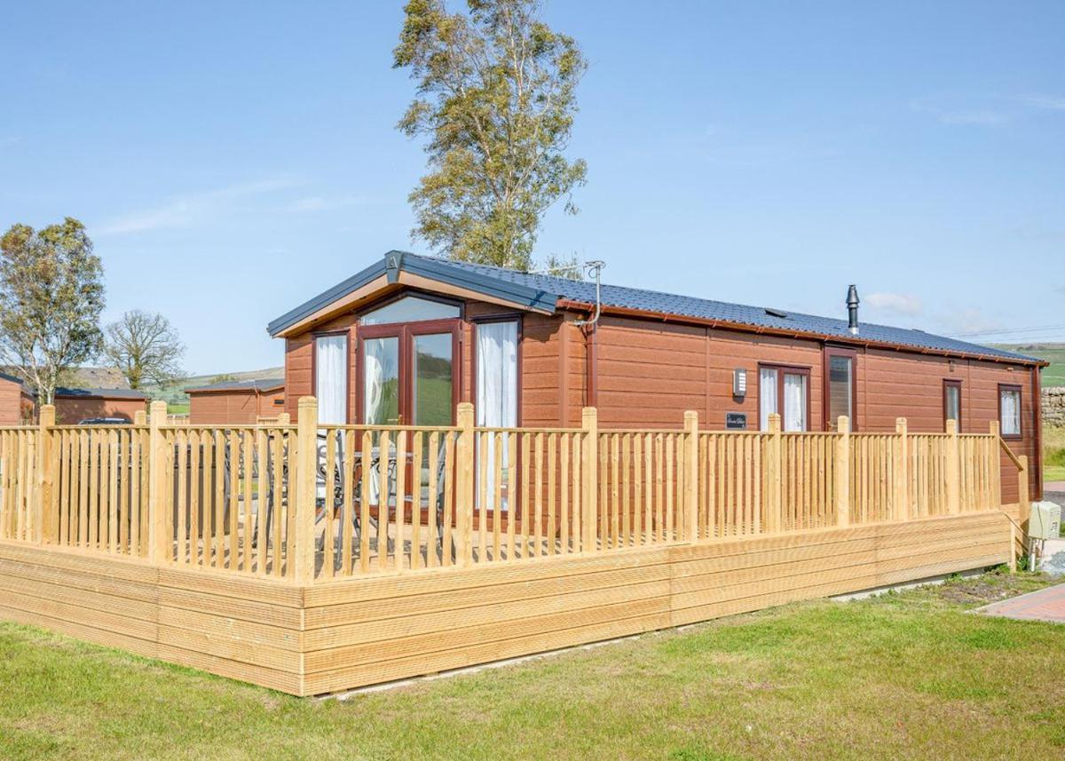 Great Harlow Views Newby  Exterior photo